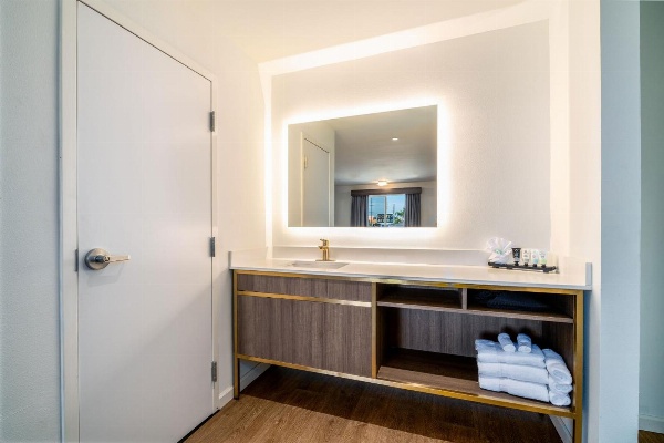 Trend Hotel at LAX Airport image 2